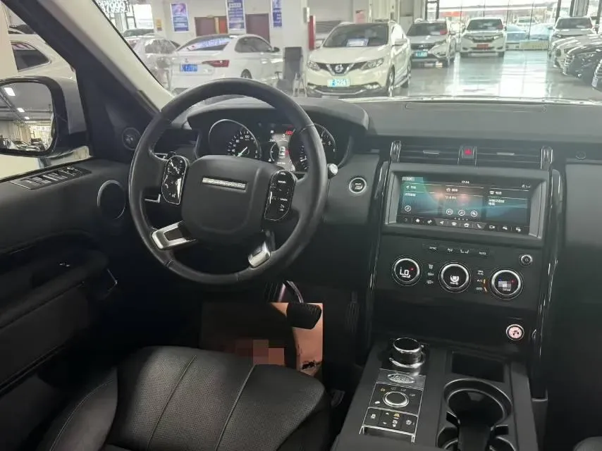 2019 Land Rover Discovery 2.0T 300HP L4 8AT,autocango,china used car exporter,china ev exporter,chinese used car exporter,chinese used ev exporter