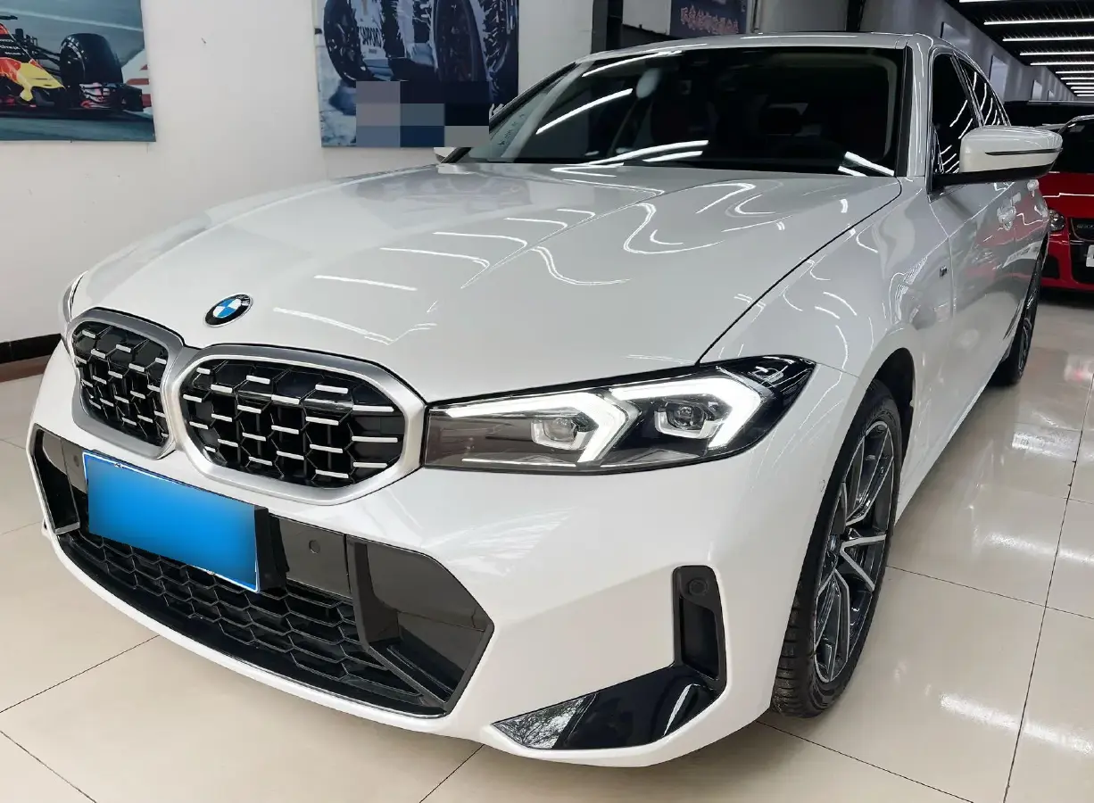 2024 BMW 3 Series 2.0T 184HP L4 8AT