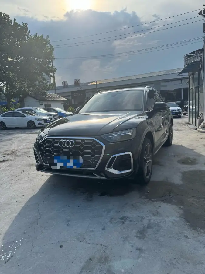 2022 Audi Q5L 2.0T 252HP L4 7DCT