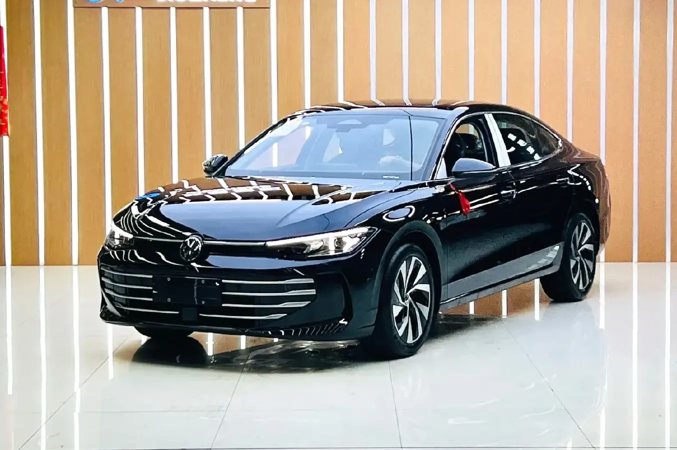 2025 Volkswagen Passat 2.0T 220HP L4 7DCT