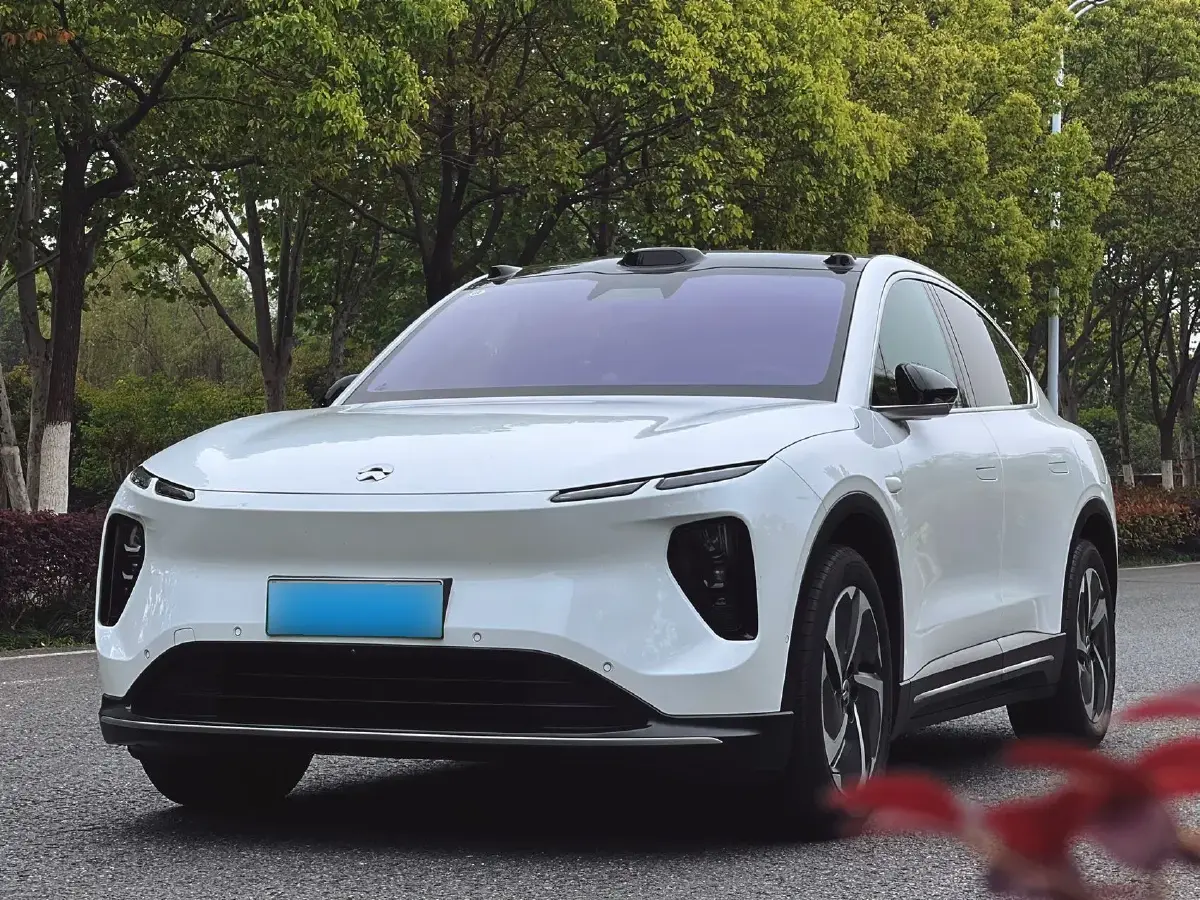 2024 NIO EC6 BEV 75KWH