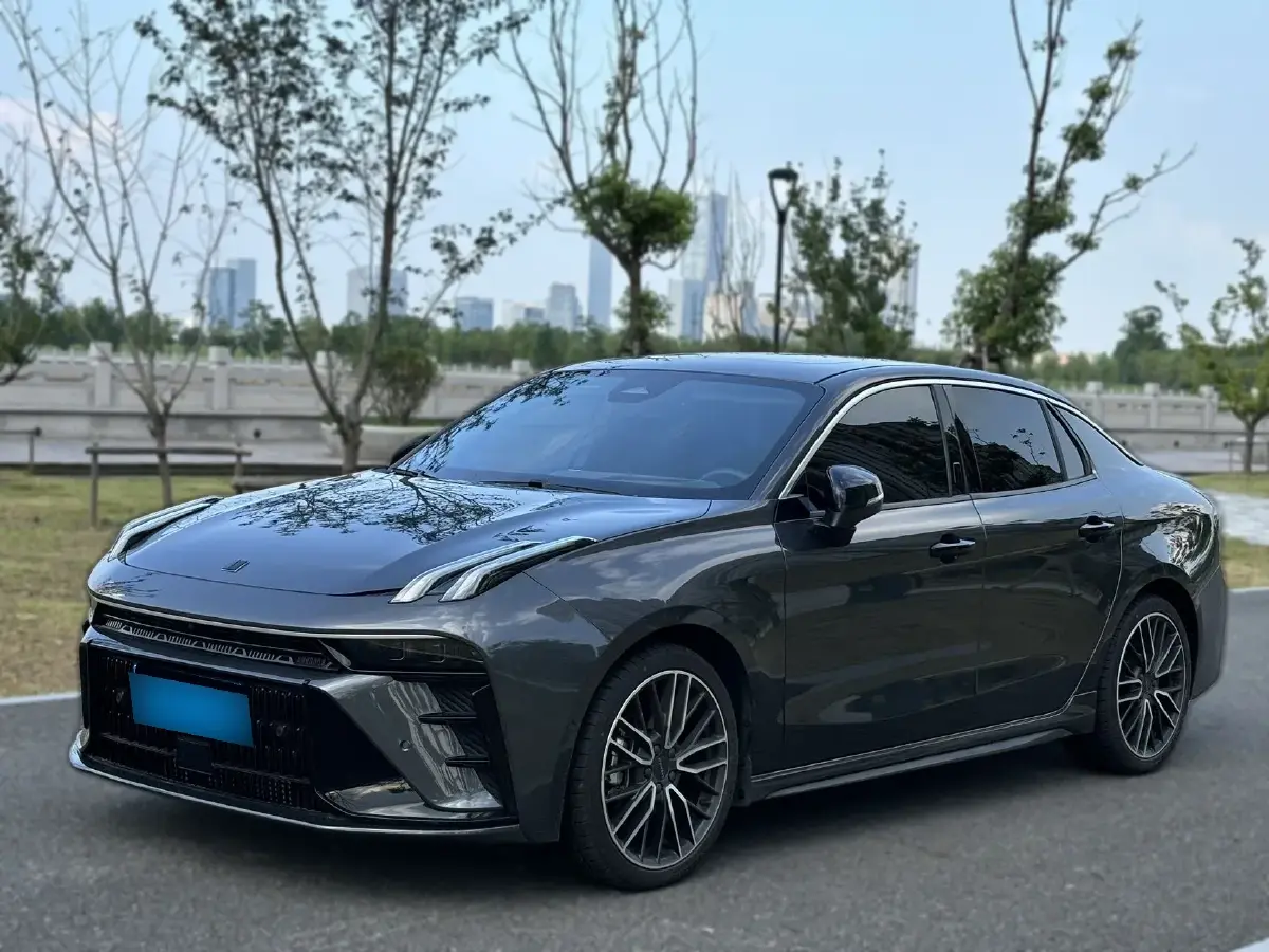 2023 LYNK&CO 03 2.0T 254HP L4 7DCT