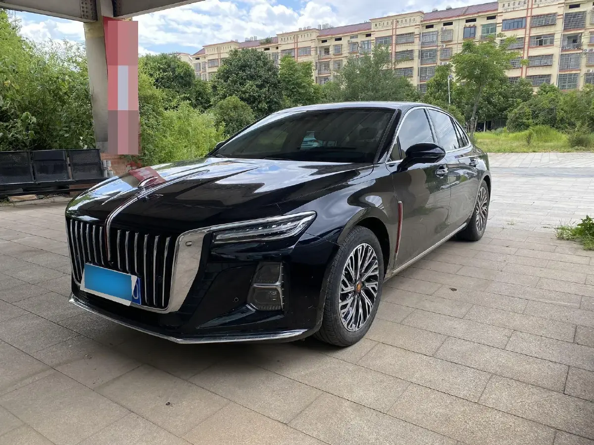2024 HongQi H5 2.0T 224HP L4 8AT