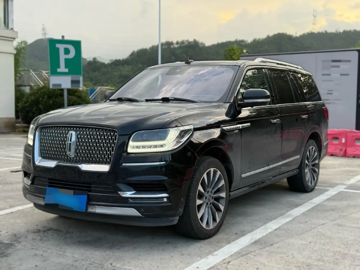 2018 Lincoln Navigator 3.5T 415HP V6 10AT