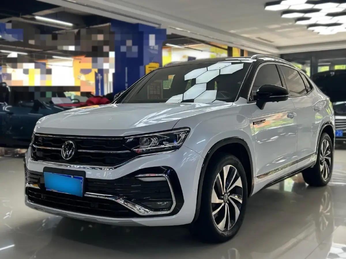 2020 Volkswagen Tayron X 2.0T 220HP L4 7DCT