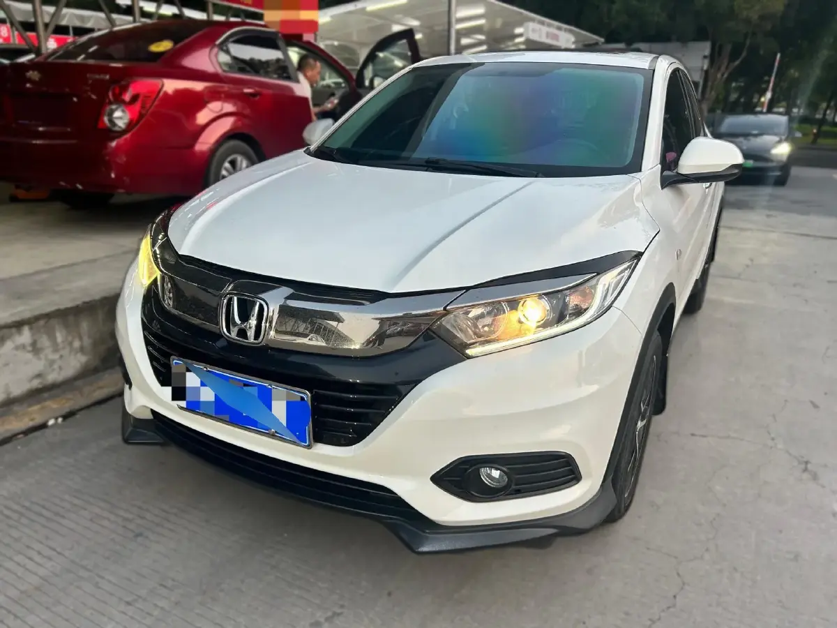 2022 Honda Vezel 1.5L 131HP L4 CVT