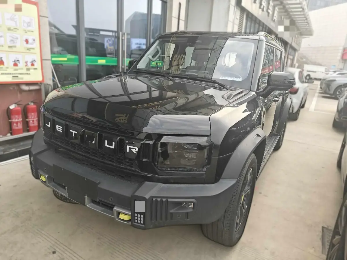 2023 Jetour Traveller 2.0T 254HP L4 7DCT