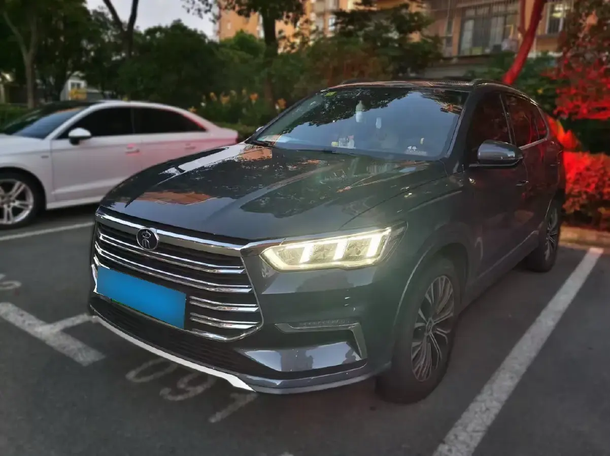 2019 BYD Song Pro 1.5T 160HP L4 6DCT PHEV 15.7KWH