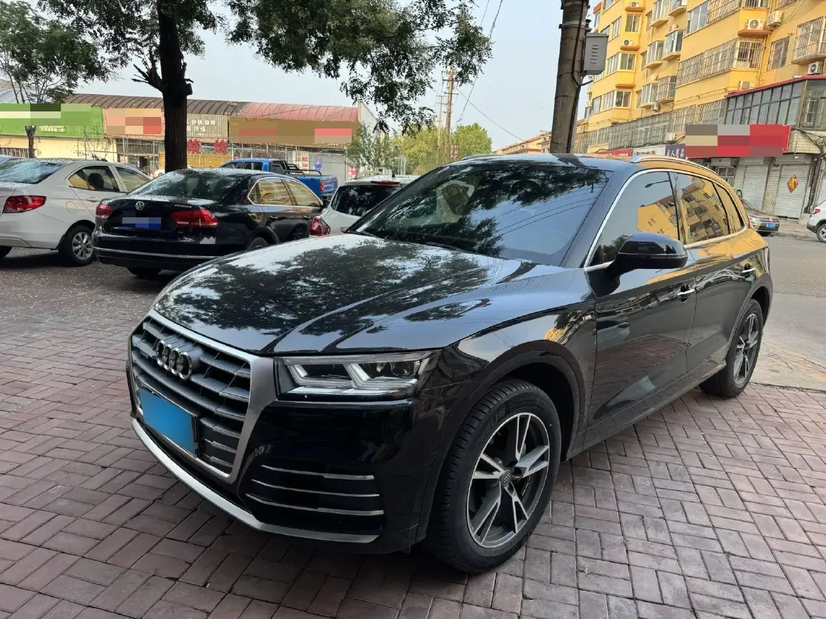 2020 Audi Q5L 2.0T 190HP L4 7DCT
