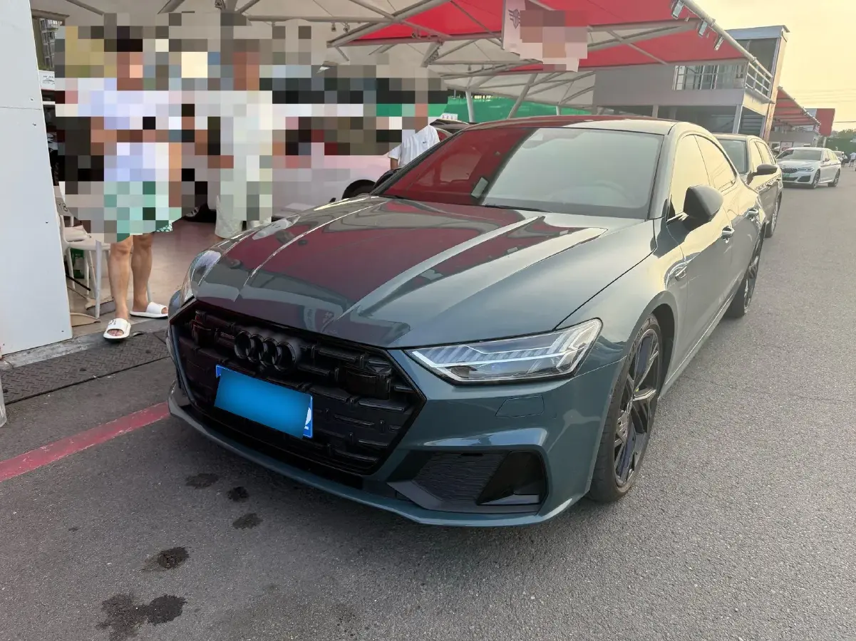 2022 Audi A7L 2.0T 245HP L4 7DCT