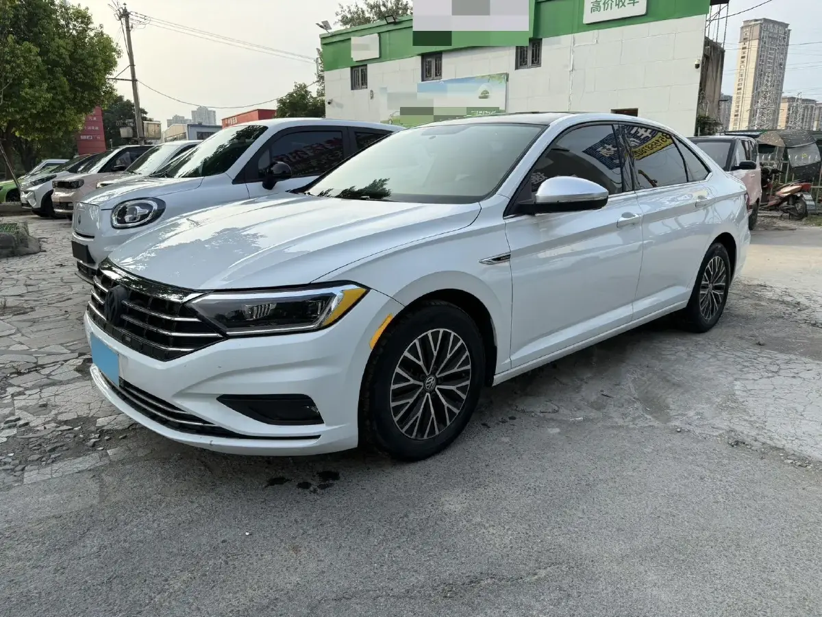 2019 Volkswagen Sagitar 1.4T 150HP L4 7DCT