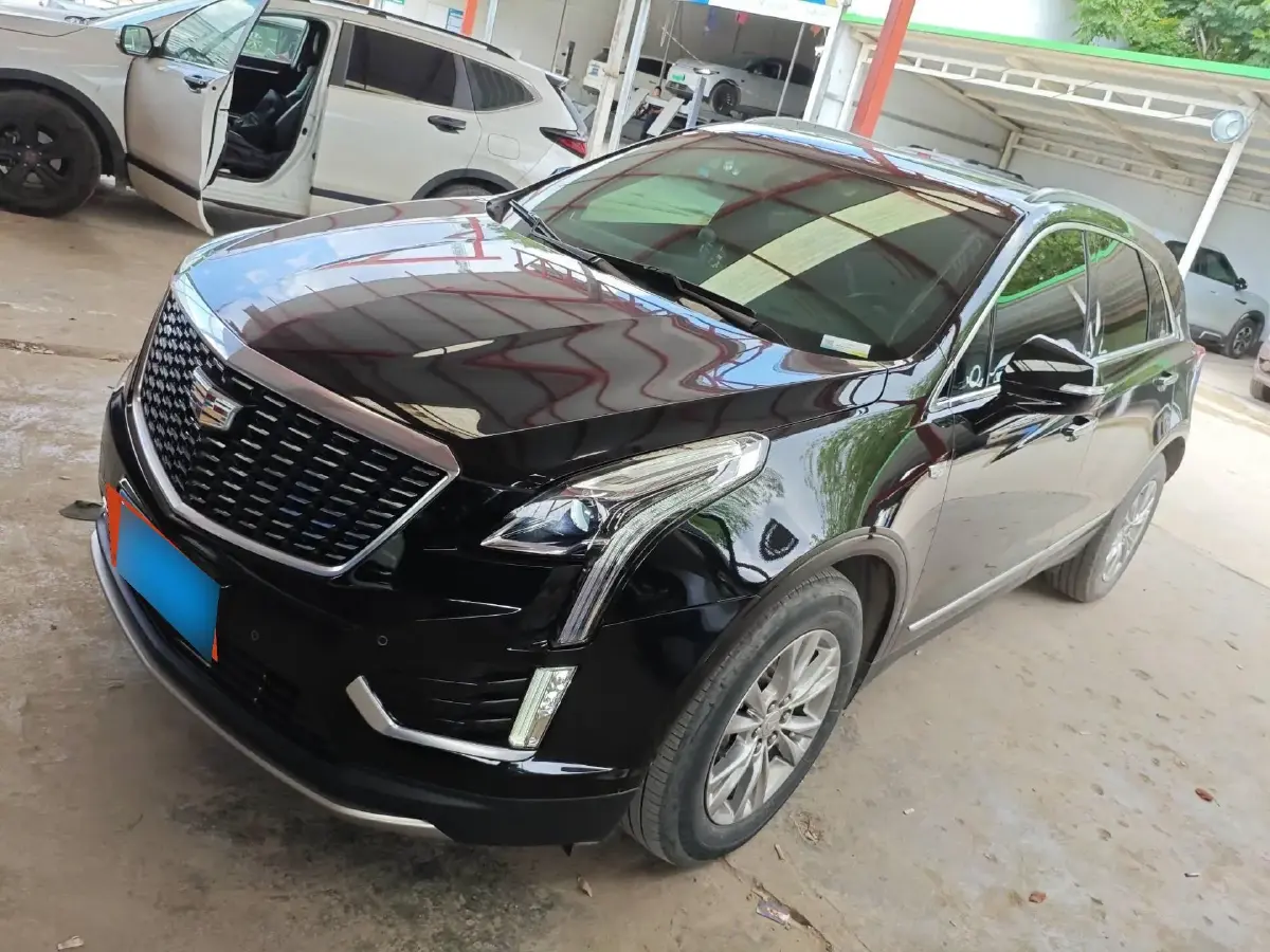 2022 Cadillac XT5 2.0T 237HP L4 9AT