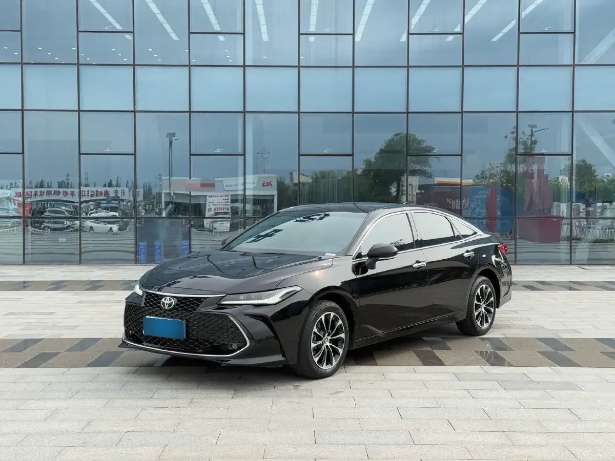 2023 Toyota Avalon 2.0L 177HP L4 CVT