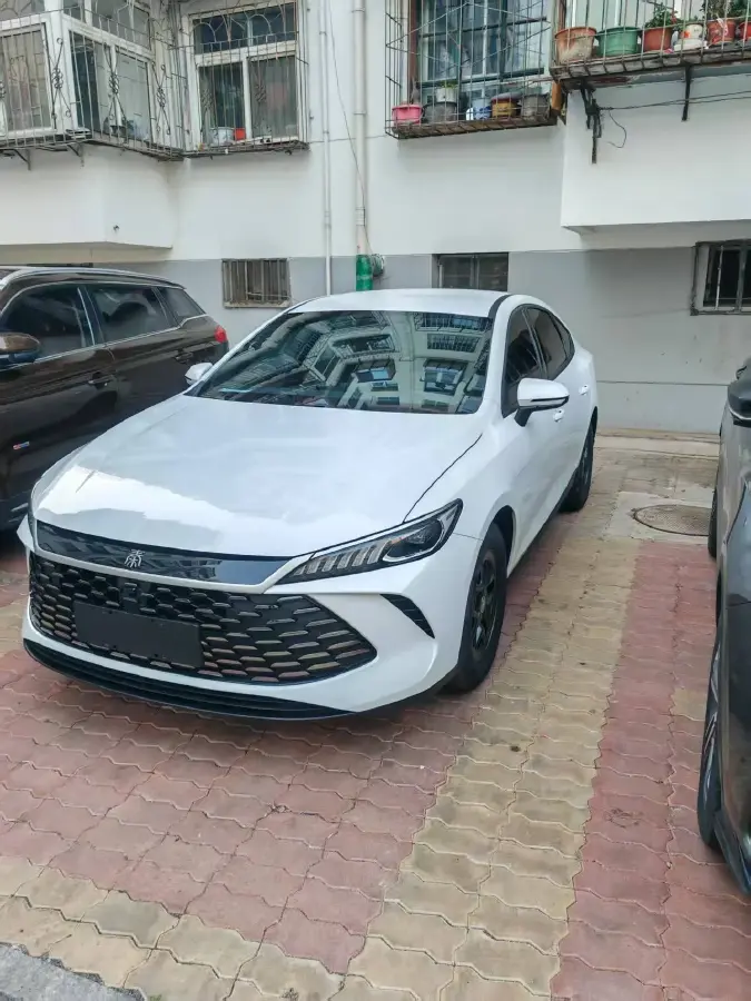 2025 BYD Qin Plus 1.5L 101HP L4 E-CVT PHEV 7.68KWH