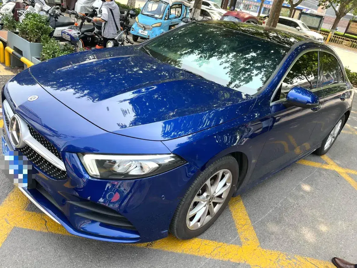 2022 Mercedes-Benz A Class 1.3T 163HP L4 7DCT