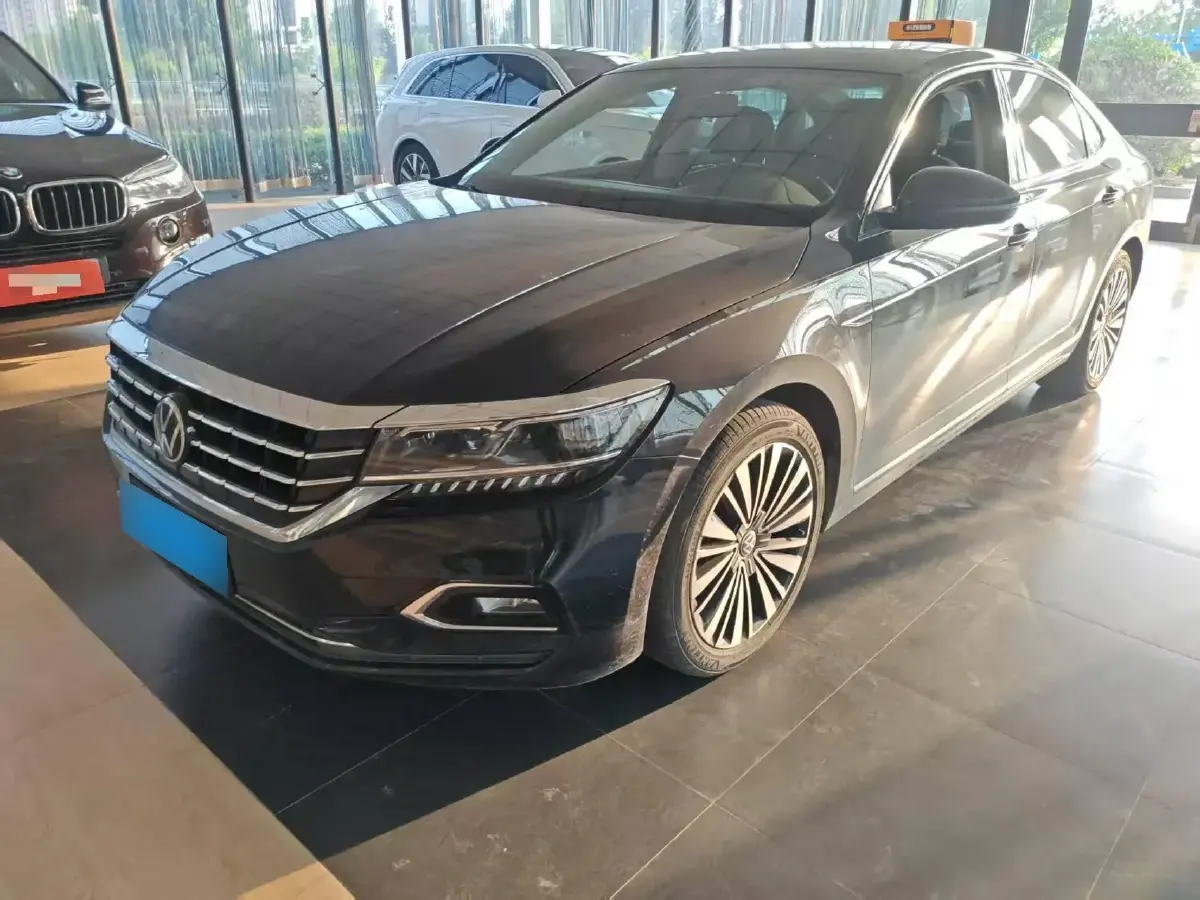 2020 Volkswagen Passat 2.0T 186HP L4 7DCT
