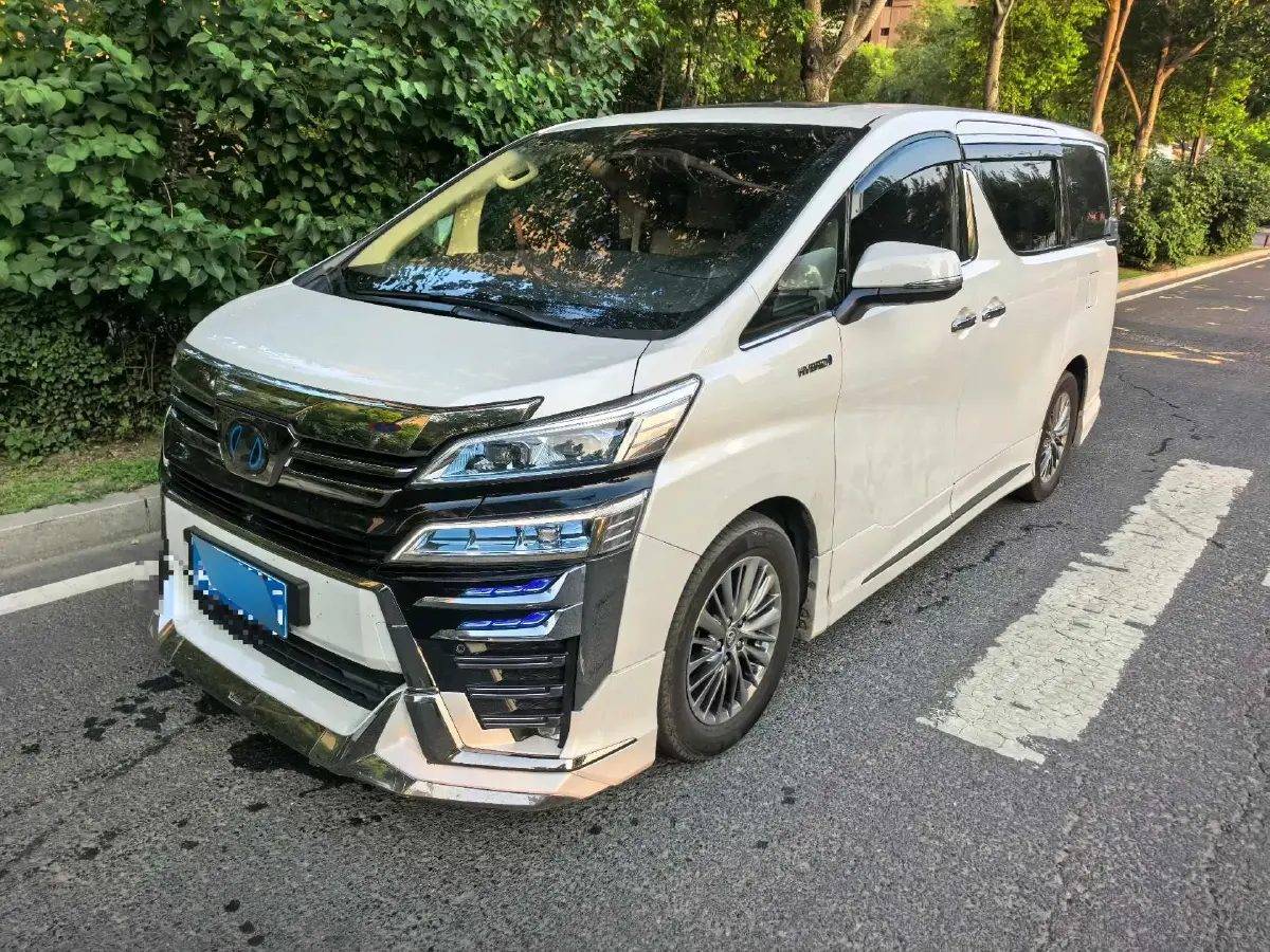 2019 Toyota Vellfire 2.5L 117HP L4 E-CVT Hybrid
