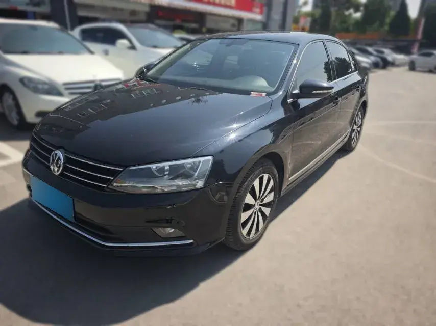 2018 Volkswagen Sagitar 1.6L 110HP L4 6AT