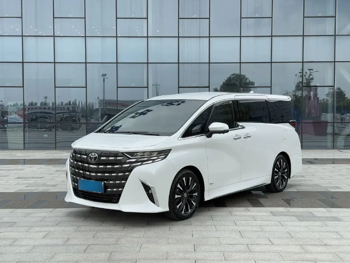 2024 Toyota Alphard 2.5L 190HP L4 E-CVT Hybrid