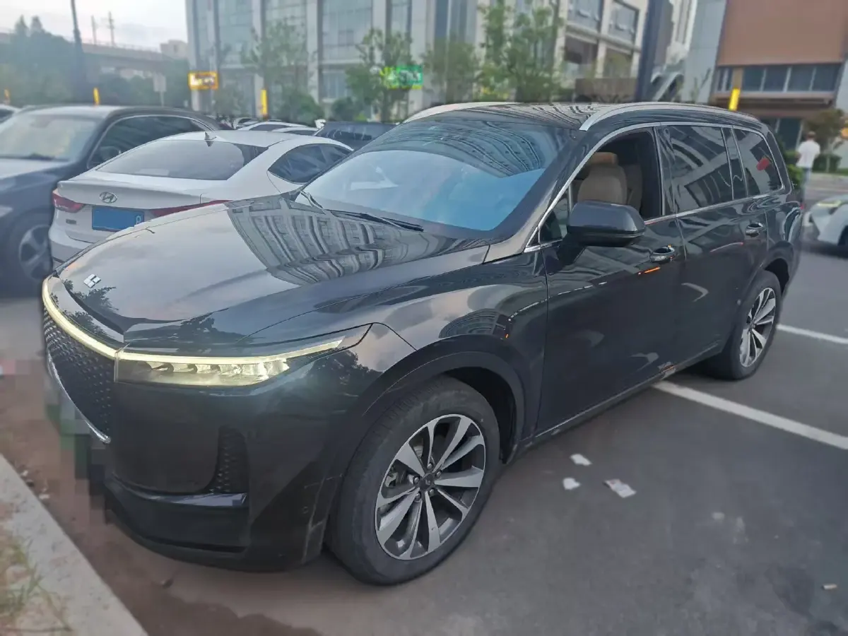 2020 Li ONE Range Extended 131HP REEV 40.5KWH