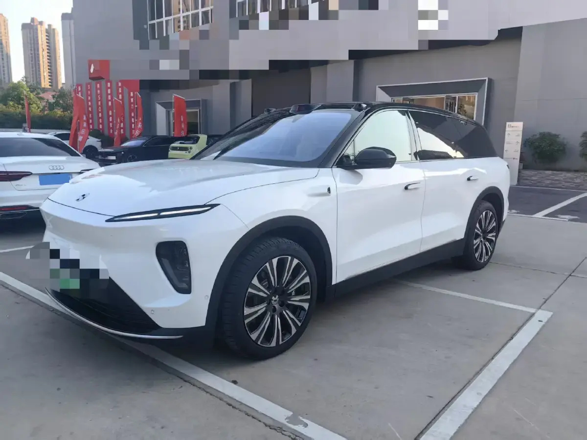 2024 NIO ES8 BEV 75KWH