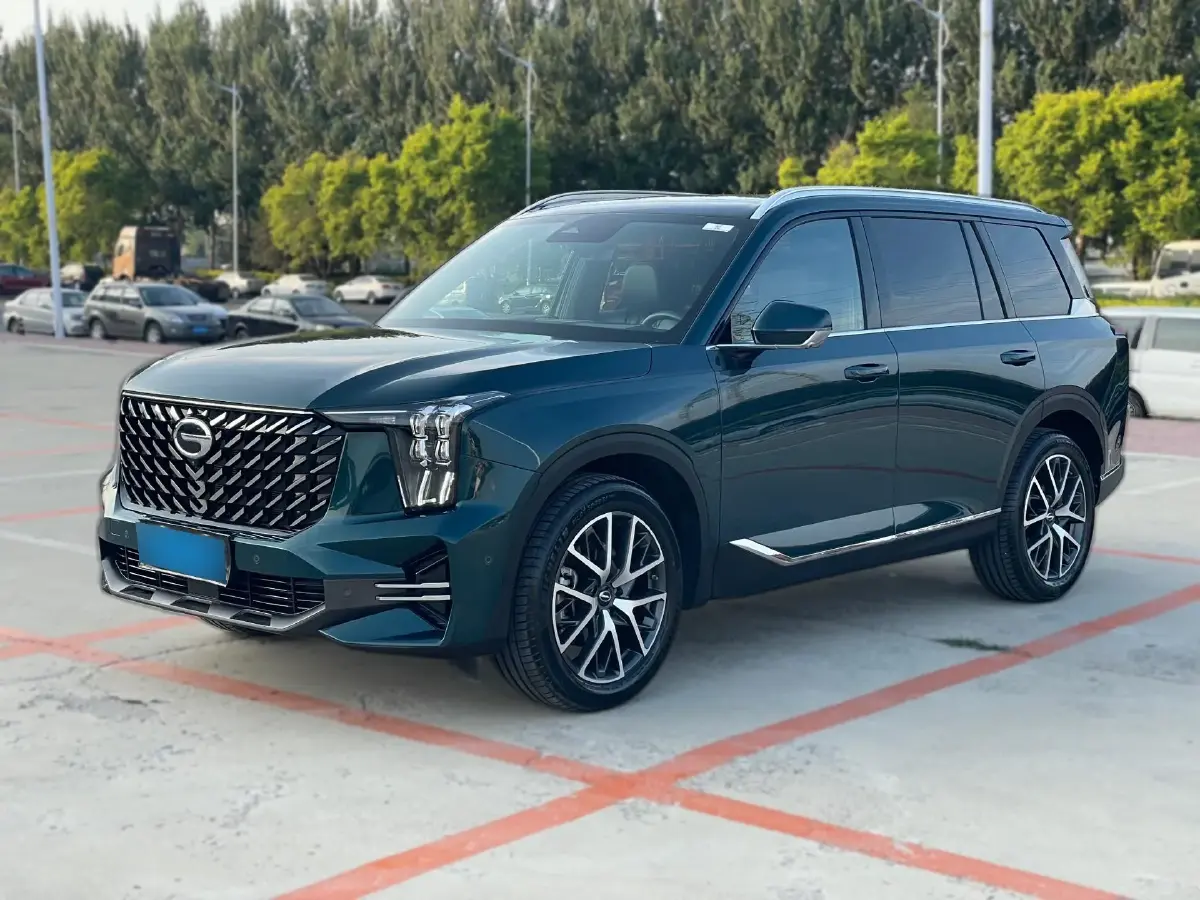 2022 GAC Trumpchi GS8 2.0T 252HP L4 8AT