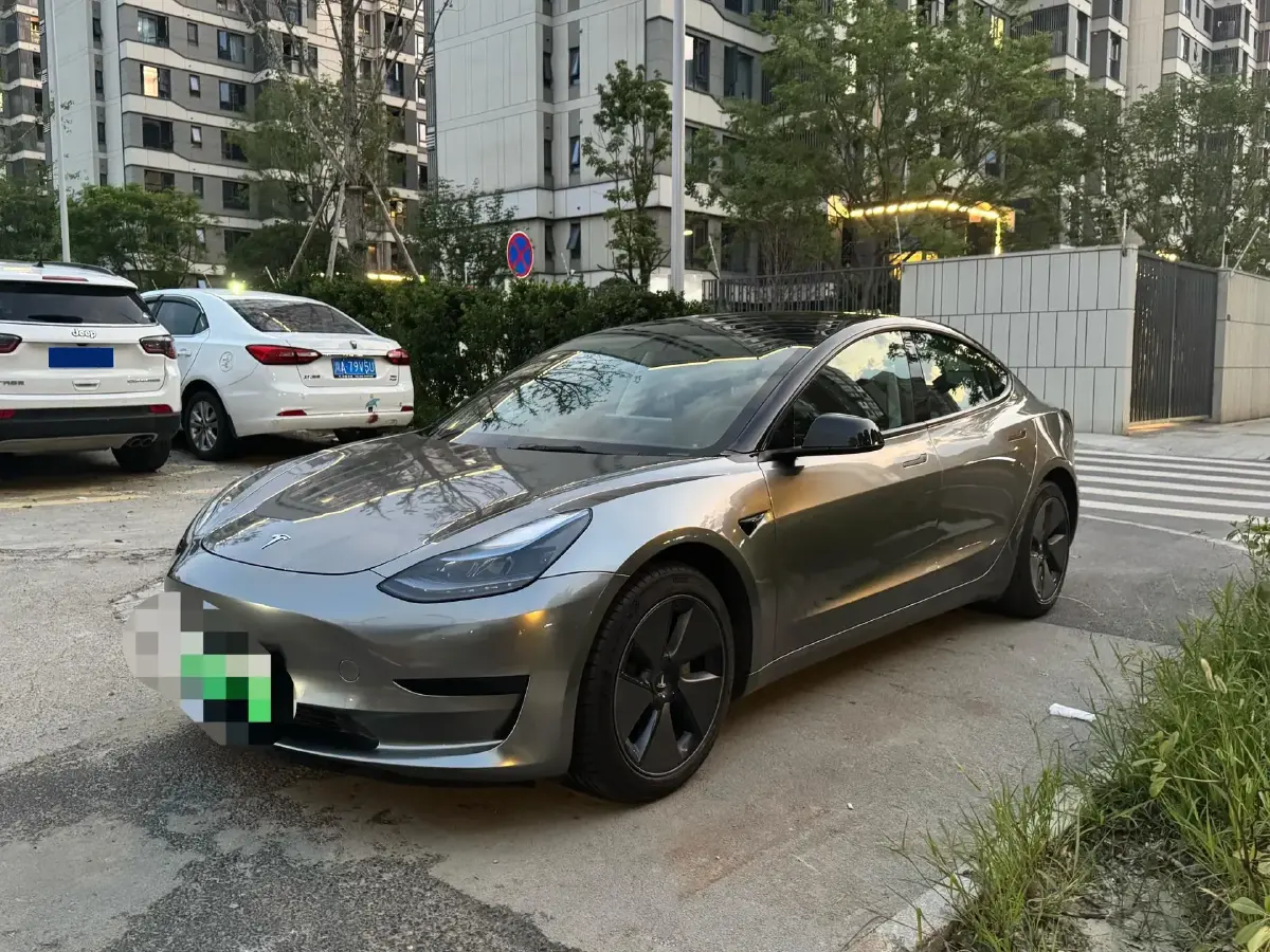 2022 Tesla Model 3 BEV 60KWH