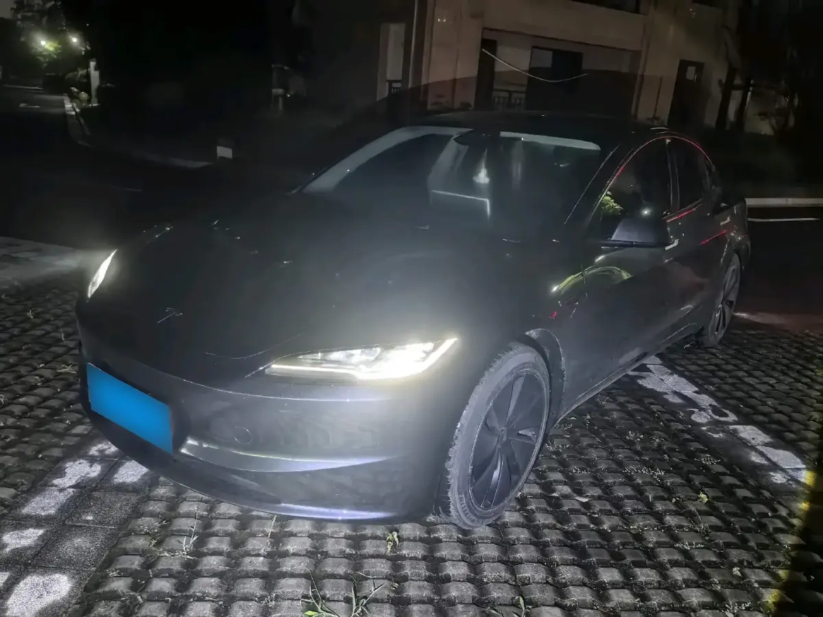 2023 Tesla Model 3 BEV 60KWH