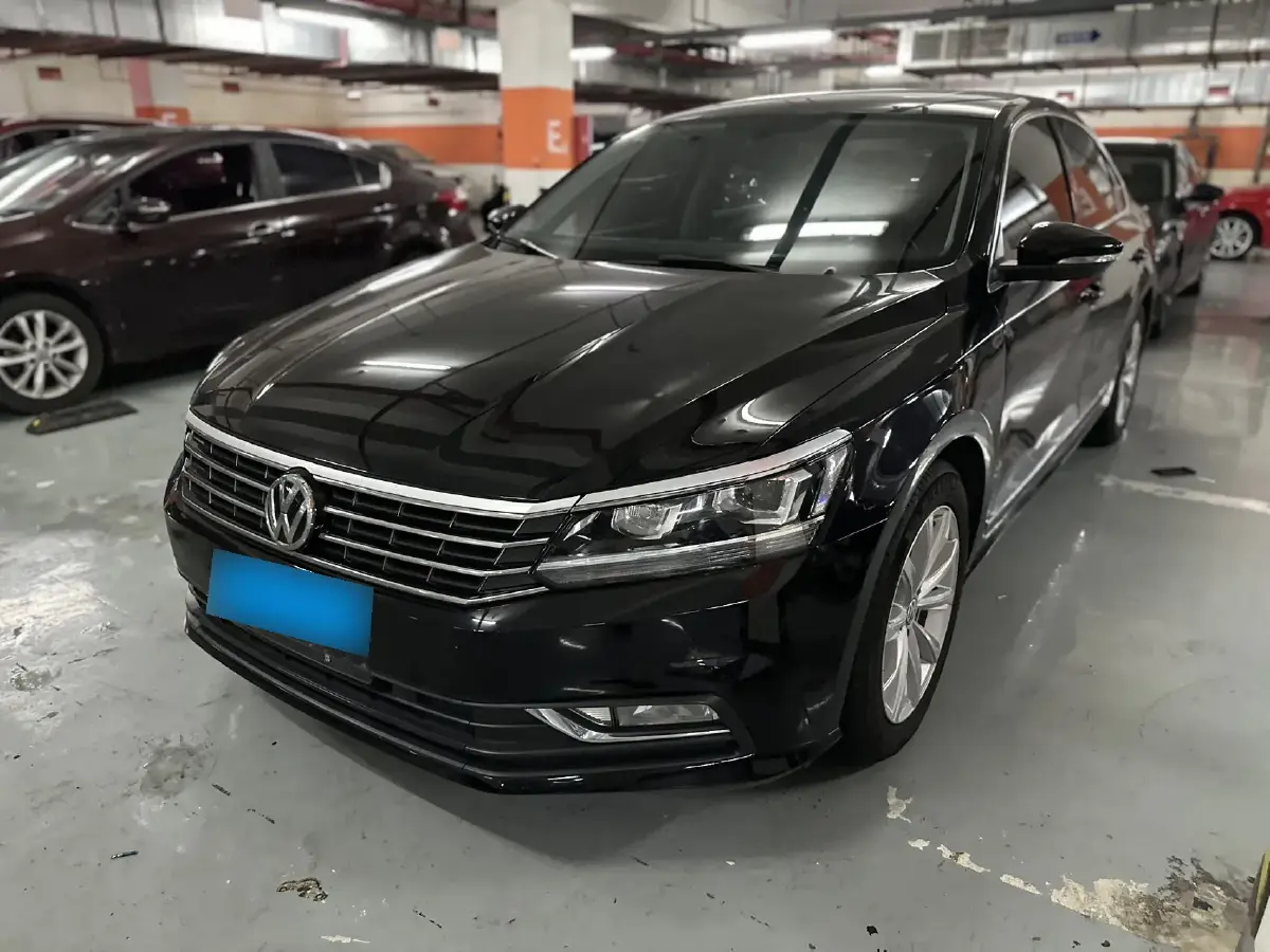 2017 Volkswagen Passat 1.4T 150HP L4 7DCT