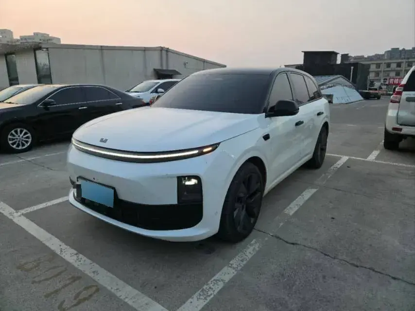 2024 Li L6 Range Extended 154HP L4 REEV 36.8KWH