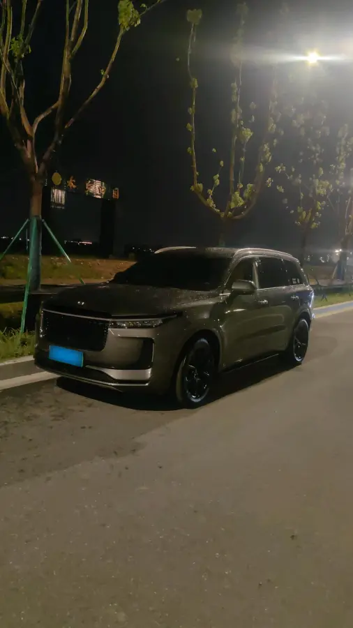 2020 Li ONE Range Extended 131HP REEV 40.5KWH