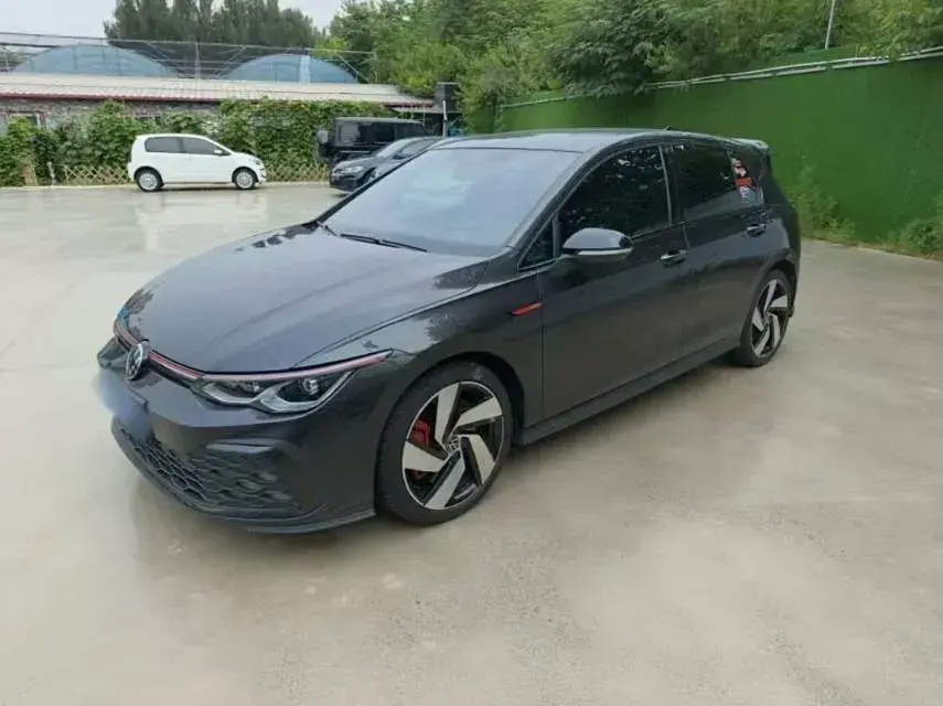 2023 Volkswagen GolfGTI 2.0T 220HP L4 7DCT