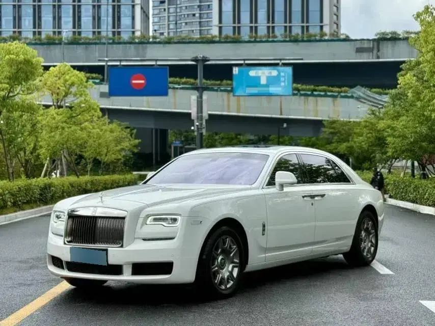 2015 Rolls-Royce Ghost 6.6T 571HP V12 8AT