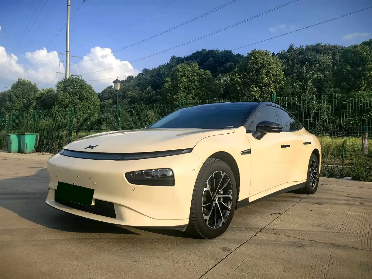2023 Xpeng P7 BEV 70.8KWH