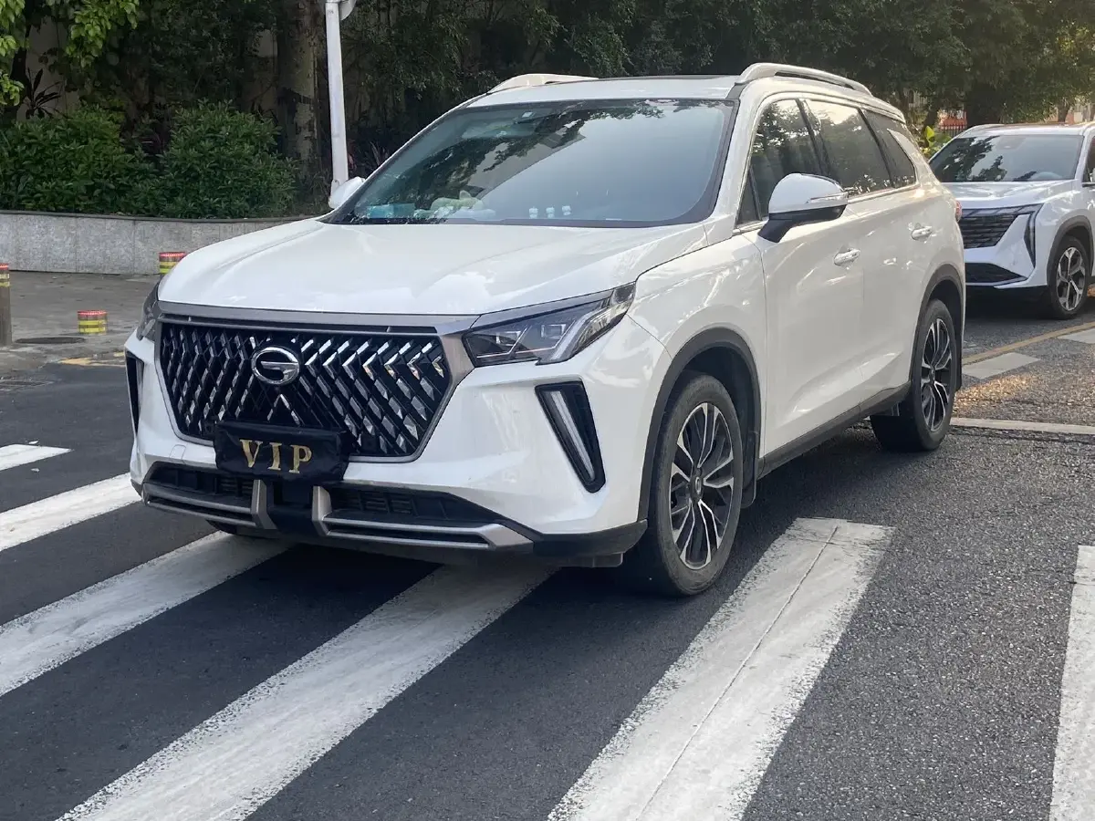 2022 GAC Trumpchi GS4 Plus 2.0T 252HP L4 6AT