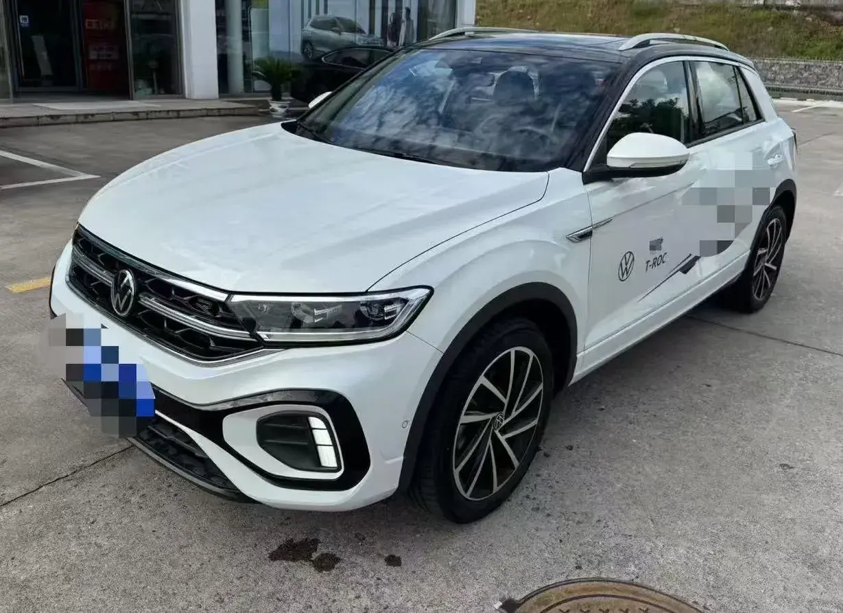 2023 Volkswagen T-Roc 1.5T 160HP L4 7DCT