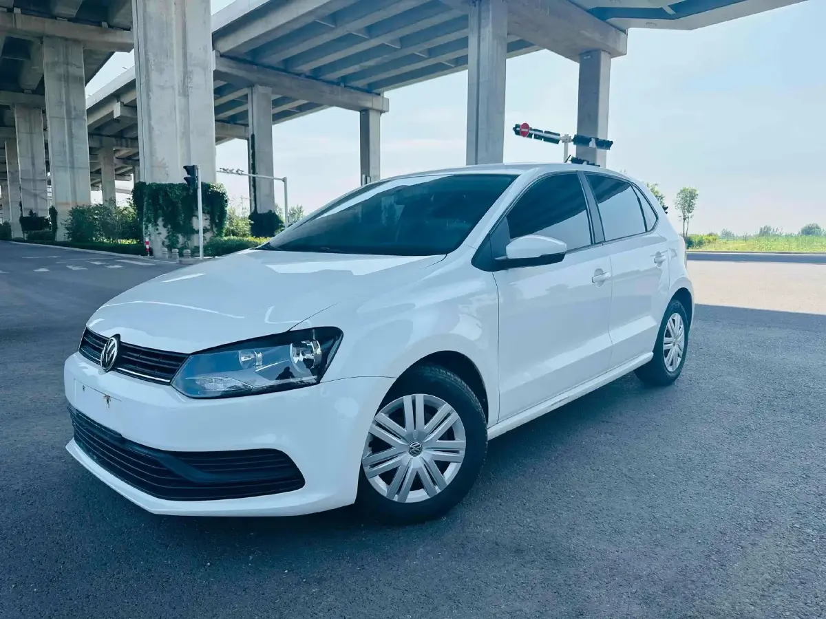 2018 Volkswagen Polo 1.5L 110HP L4 6AT