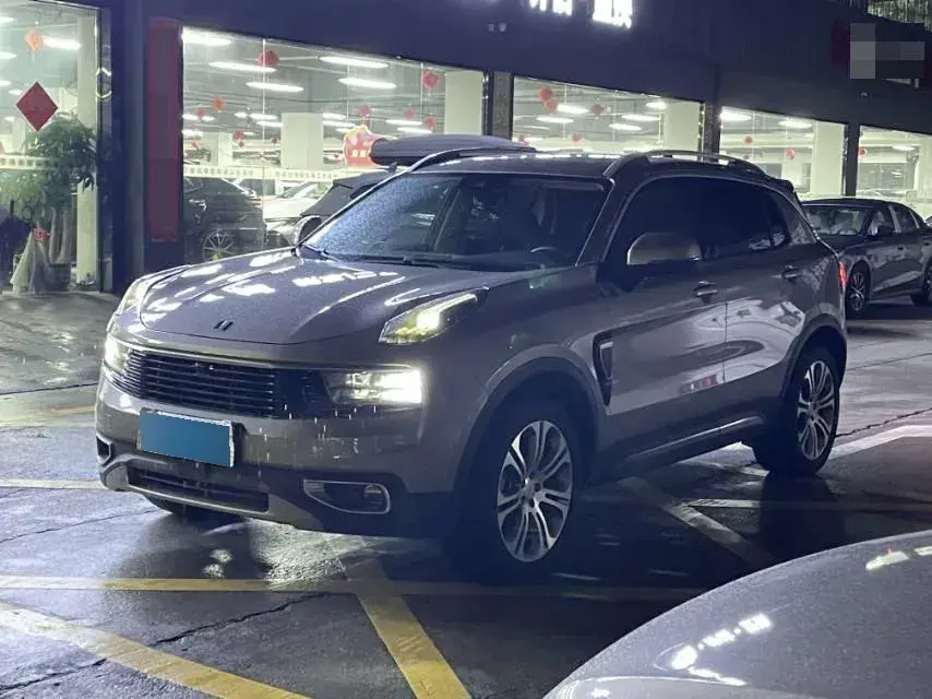 2019 LYNK&CO 01 2.0T 190HP L4 6AT