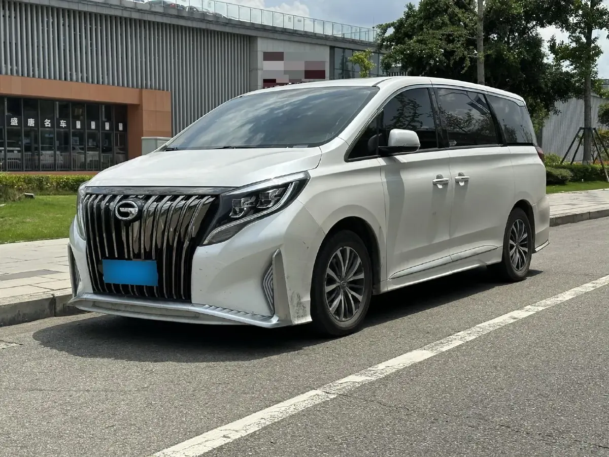 2021 GAC Trumpchi M8 2.0T 252HP L4 8AT