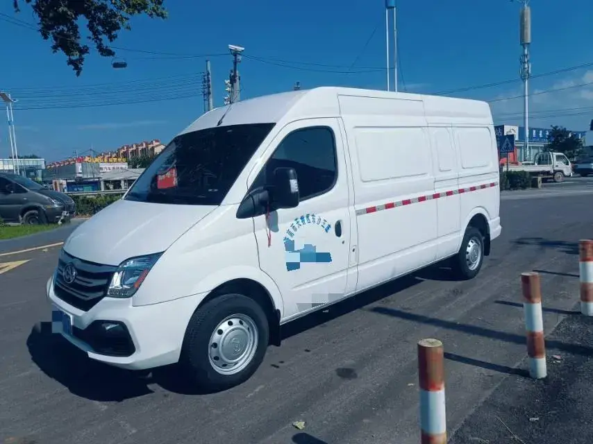 2023 MAXUS XinTu V80 2.0T 127HP L4 6MT