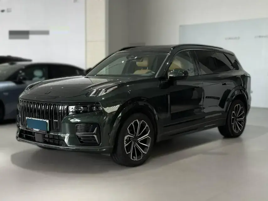 2024 LYNK&CO 09 EM-P 2.0T 254HP L4 3DHT PHEV 40.1KWH