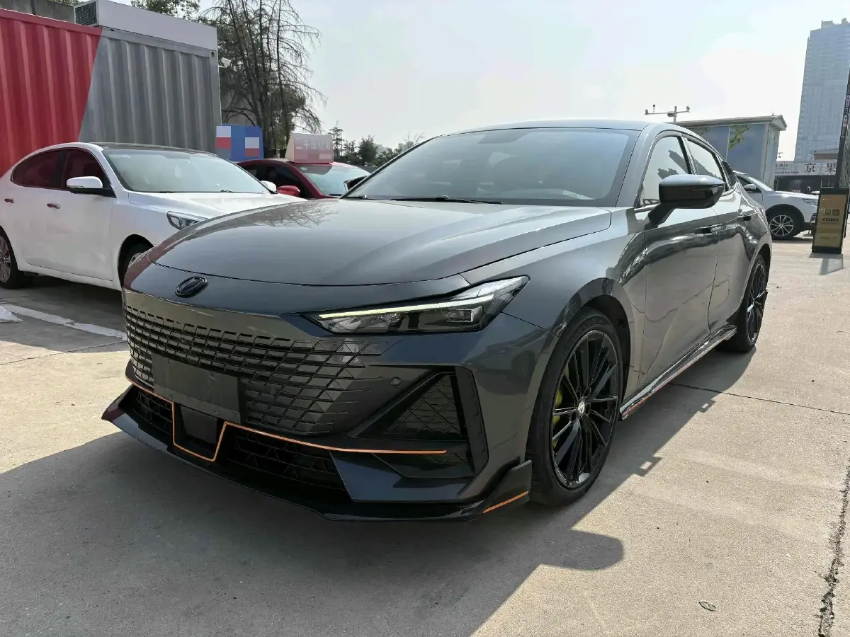 2023 ChangAn UNI-V 1.5T 188HP L4 7DCT