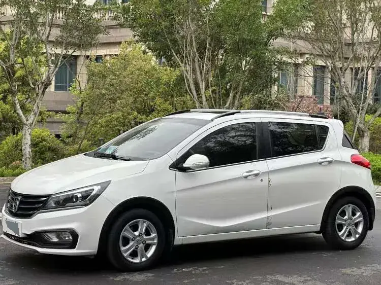 2016 BaoJun 310 1.2L 82HP L4 5MT