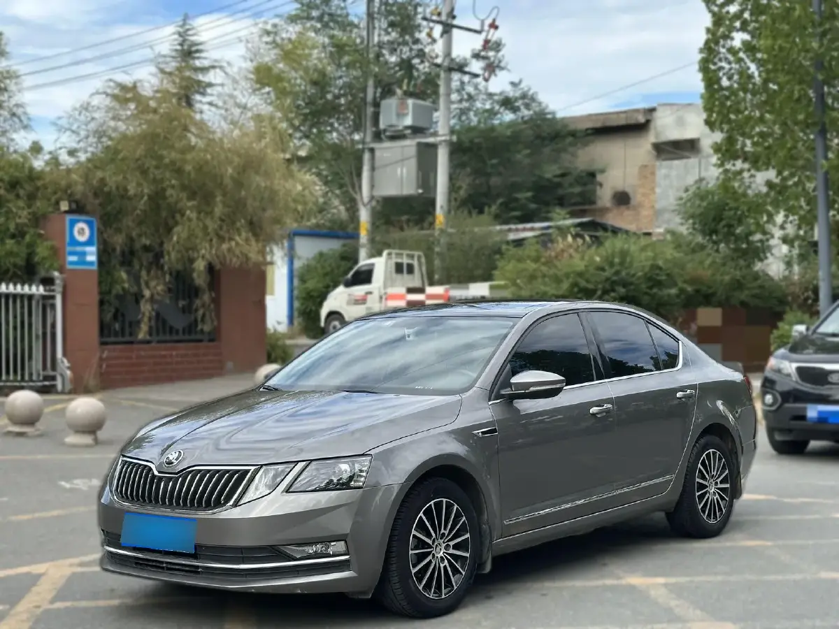 2019 Skoda Octavia 1.5L 116HP L4 6AT