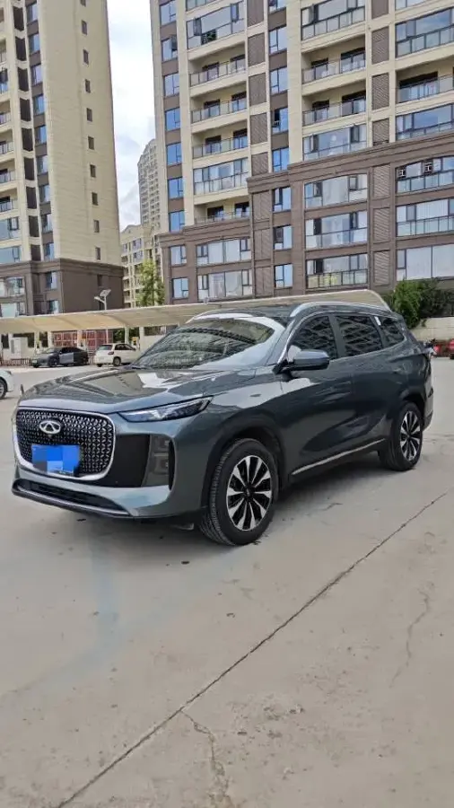 2025 Chery Tiggo 8 Plus 1.6T 197HP L4 7DCT