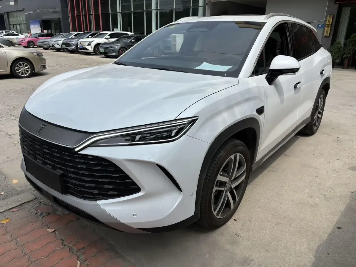 2025 BYD SongL DM-i 1.5L 101HP L4 E-CVT PHEV 18.3KWH