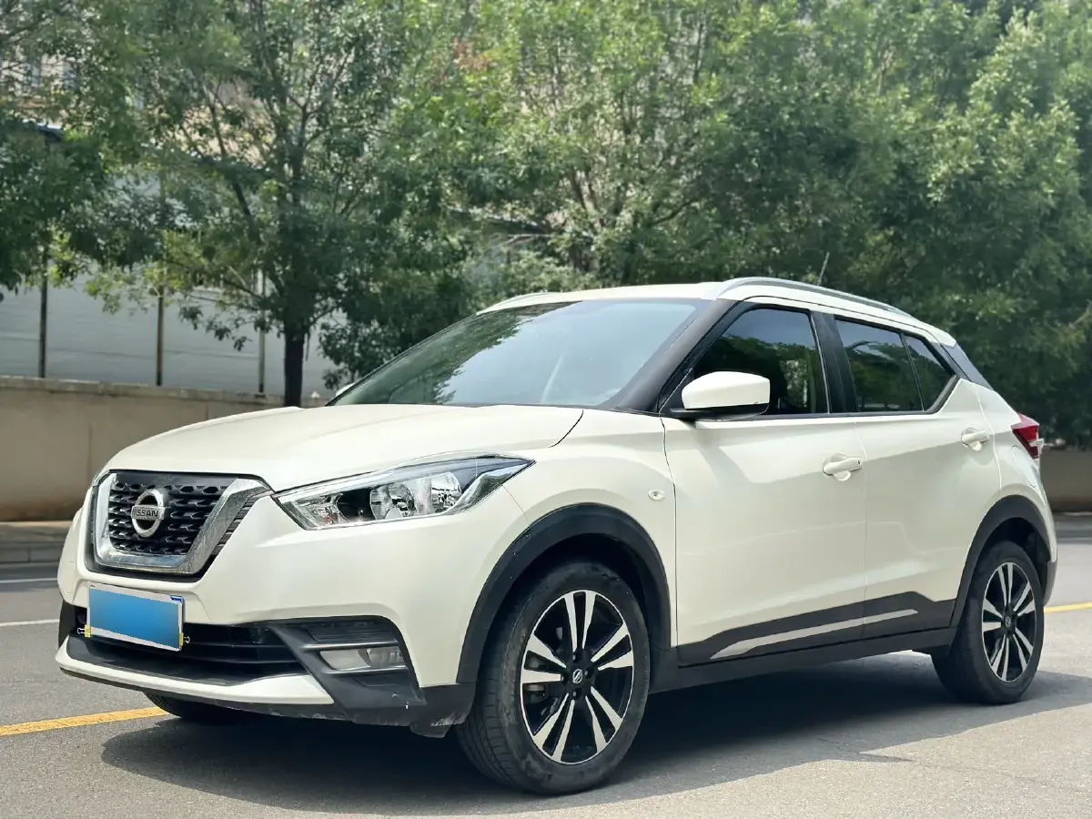 2020 Nissan Kicks 1.5L 124HP L4 CVT