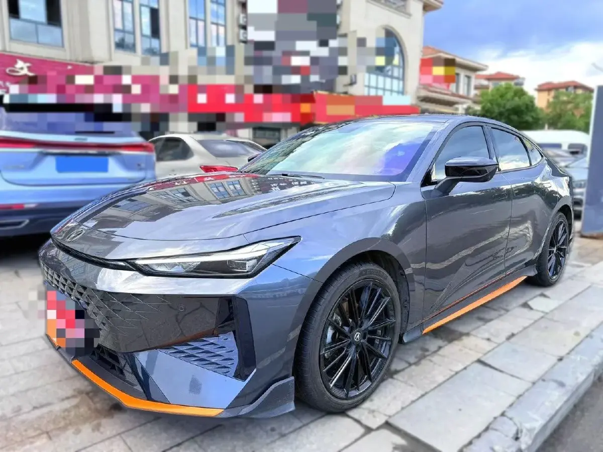 2024 ChangAn UNI-V 1.5T 188HP L4 7DCT