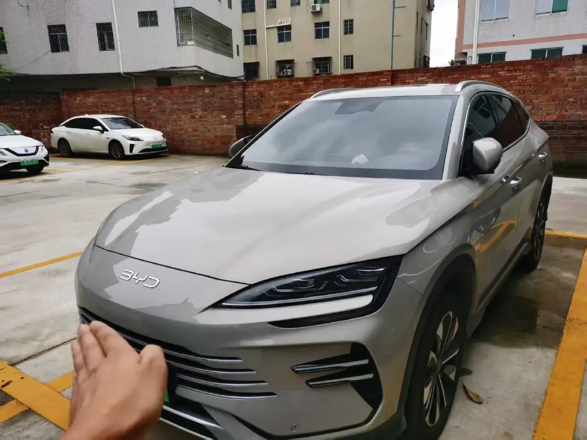 2025 BYD Song Plus 1.5L 101HP L4 E-CVT PHEV 18.3KWH