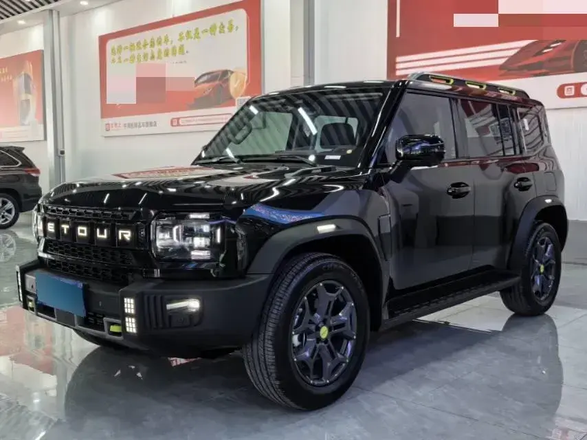 2023 Jetour Traveller 2.0T 254HP L4 7DCT